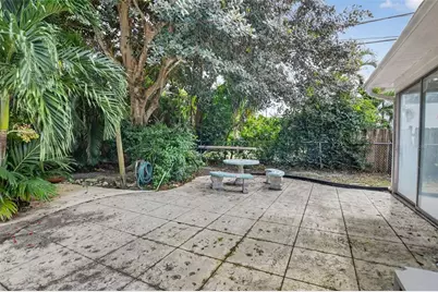 450 NW 12th Avenue, Boca Raton, FL 33486 - Photo 35