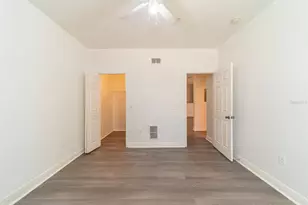 1300 Eastern Pecan Pl, Winter Garden, FL 34787 - Photo 23