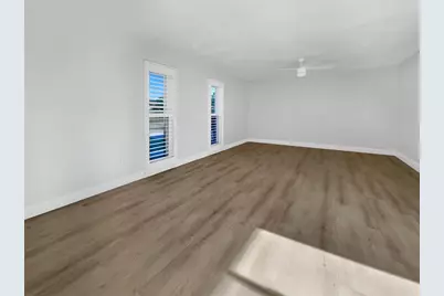 7326 Shepherd Street, Sarasota, FL 34243 - Photo 11