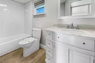 7326 Shepherd St, Sarasota, FL 34243 - Photo 5