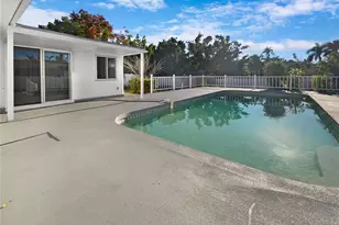 7326 Shepherd St, Sarasota, FL 34243 - Photo 25