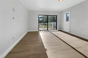 7326 Shepherd St, Sarasota, FL 34243 - Photo 9