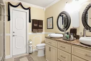 8162 Oak Park Rd, Orlando, FL 32819 - Photo 17