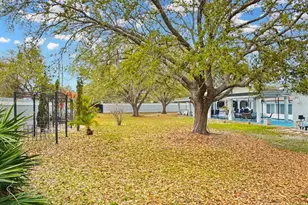 8162 Oak Park Rd, Orlando, FL 32819 - Photo 45