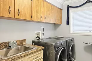 8162 Oak Park Rd, Orlando, FL 32819 - Photo 25