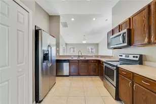 226 Paradise Woods Ct, Davenport, FL 33896 - Photo 3