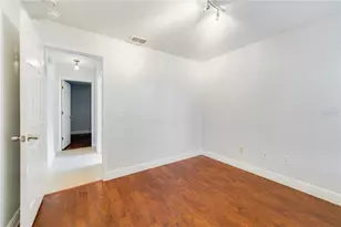 210 Meadow Green Dr, Davenport, FL 33837 - Photo 11