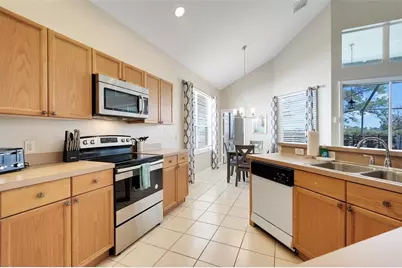 8202 Fan Palm Way, Kissimmee, FL 34747 - Photo 15