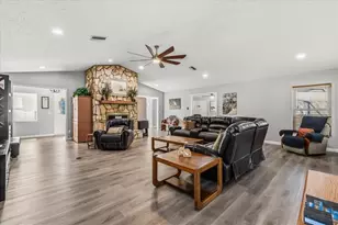 1423 N Lagoon Point, Inverness, FL 34453 - Photo 9