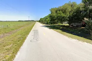 2733 Tawny Dr, Lorida, FL 33857 - Photo 1