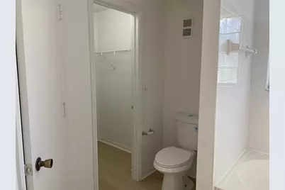 7350 Westpointe Boulevard #213, Orlando, FL 32835 - Photo 29