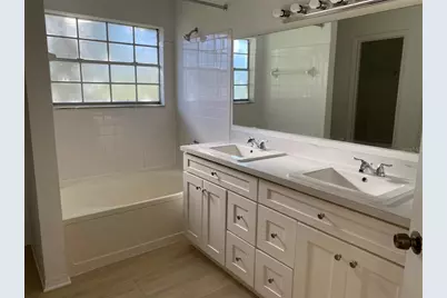 7350 Westpointe Boulevard #213, Orlando, FL 32835 - Photo 27