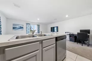 4102 Malawi Trl, Saint Cloud, FL 34772 - Photo 7