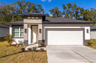 427 E 13th St, Apopka, FL 32703 - Photo 1