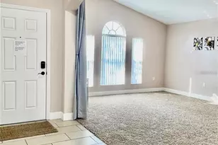 124 Lancaster Dr, Davenport, FL 33897 - Photo 3