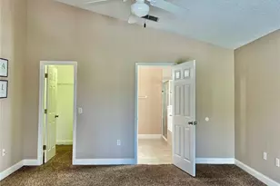 124 Lancaster Dr, Davenport, FL 33897 - Photo 11