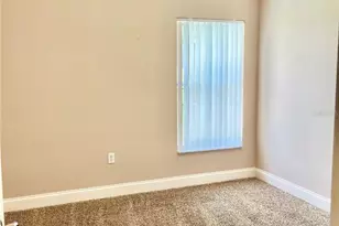 124 Lancaster Dr, Davenport, FL 33897 - Photo 19