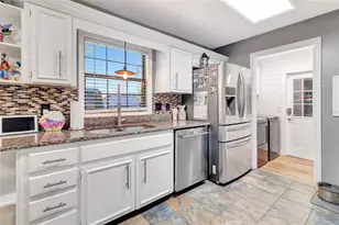 33301 Coventry Dr, Leesburg, FL 34788 - Photo 21