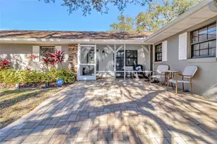 33301 Coventry Dr, Leesburg, FL 34788 - Photo 7