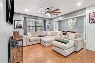 33301 Coventry Dr, Leesburg, FL 34788 - Photo 17