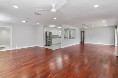 3911 Venice Drive, Orlando, FL 32806 - Photo 13
