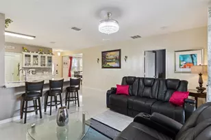 4813 Ashurst St, Kissimmee, FL 34758 - Photo 11