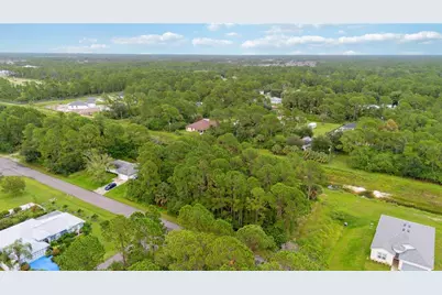 2761 Foxglove Avenue SW, Palm Bay, FL 32908 - Photo 15