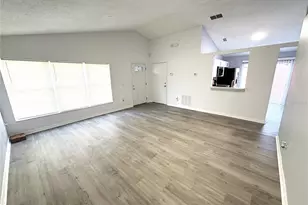 5218 Florida Holly Dr, Orlando, FL 32811 - Photo 3