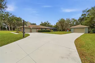 2331 D R Bryant Rd, Lakeland, FL 33810 - Photo 7