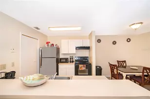 6040 Westgate Dr, Orlando, FL 32835 - Photo 15