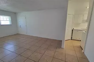 826 Sky Lake Cir, Orlando, FL 32809 - Photo 17