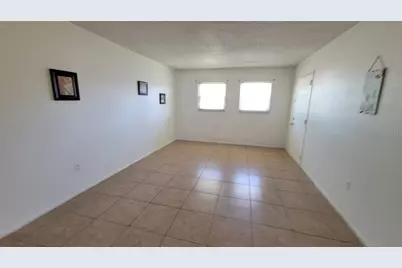 826 Sky Lake Circle #D, Orlando, FL 32809 - Photo 7