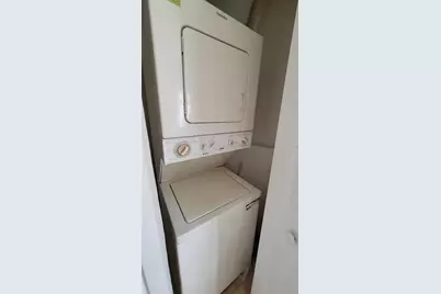 826 Sky Lake Circle #D, Orlando, FL 32809 - Photo 11