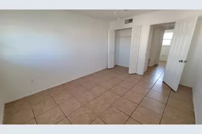 826 Sky Lake Circle #D, Orlando, FL 32809 - Photo 15