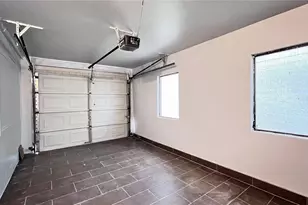 2421 Laura Pl, Orlando, FL 32803 - Photo 19