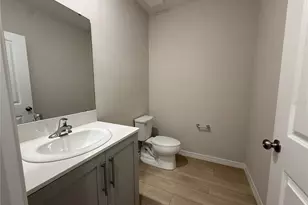 36776 Sagemoor Dr, Zephyrhills, FL 33541 - Photo 7