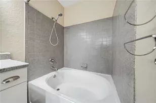 204 E South St, Orlando, FL 32801 - Photo 25