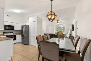 7736 Bay Cedar Dr, Orlando, FL 32835 - Photo 11