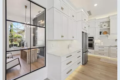 6212 Aventura Drive, Sarasota, FL 34241 - Photo 11