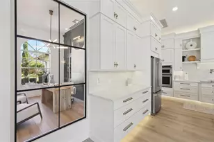 6212 Aventura Dr, Sarasota, FL 34241 - Photo 11