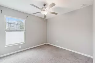 7419 Pearly Everlasting Ave, Tampa, FL 33619 - Photo 7