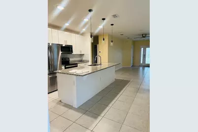 2221 Canyon Breeze Avenue, Kissimmee, FL 34746 - Photo 7