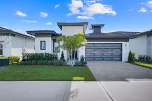 3044 Kensington Ave, Davenport, FL 33837 - Photo 5