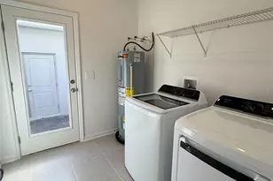 2332 Rider Rain Ln, Apopka, FL 32703 - Photo 9