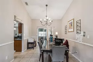 6815 Crescent Ridge Rd, Orlando, FL 32810 - Photo 11