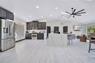 13900 Gadson St, Groveland, FL 34736 - Photo 5