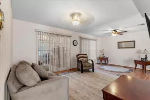 6503 Brockbank Dr, Orlando, FL 32809 - Photo 7