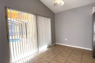 732 Casterton Cir, Davenport, FL 33897 - Photo 13