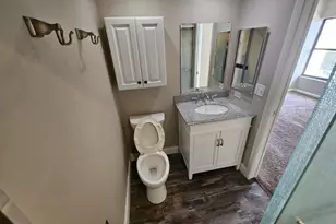 4719 Puritan Cir, Tampa, FL 33617 - Photo 9