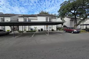 4719 Puritan Cir, Tampa, FL 33617 - Photo 1